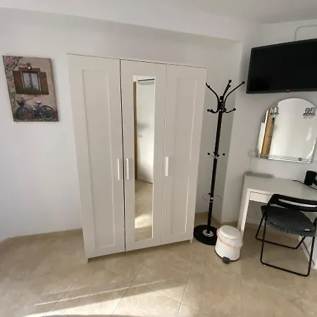Malaga Centro Habitaciones Privada En Apartamento Compartidos Buitenkant foto