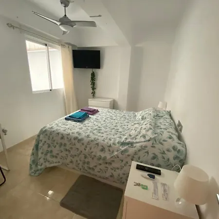 Malaga Centro Habitaciones Privada En Apartamento Compartidos Buitenkant foto